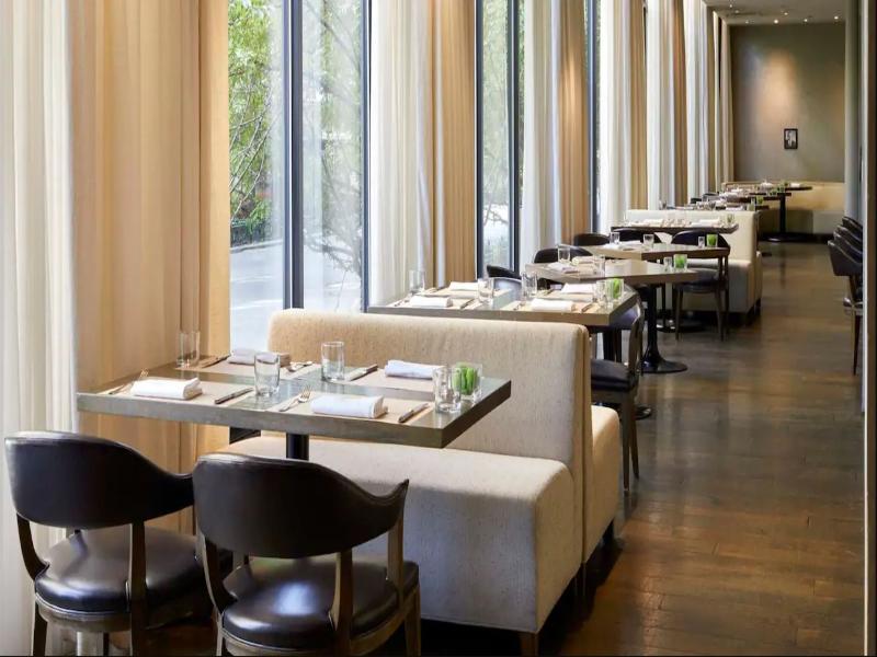 The Chicago Hotel Collection Ambassador Gold Coast image