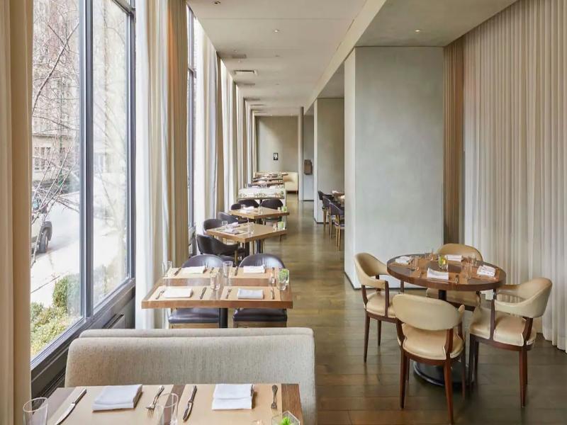 The Chicago Hotel Collection Ambassador Gold Coast image