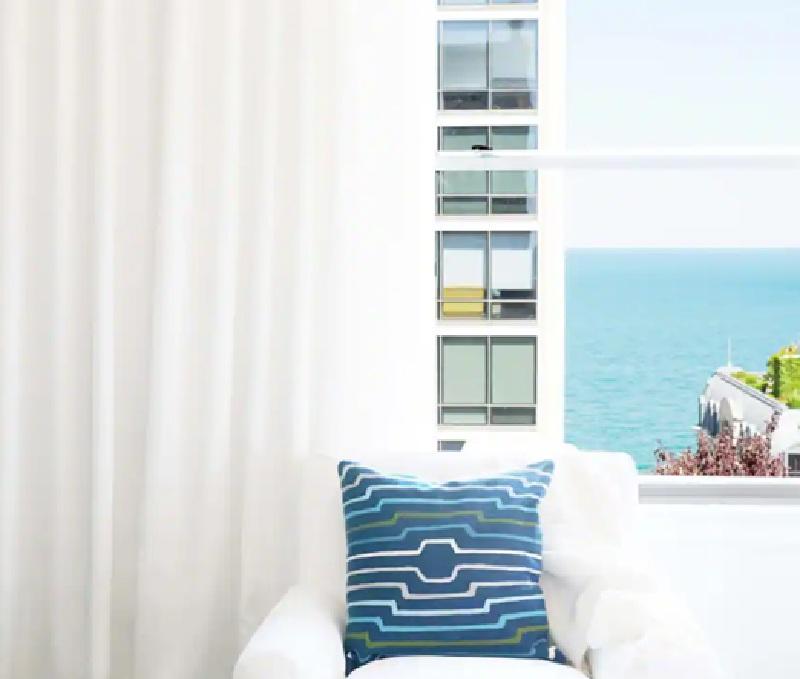 Stay in style at The Chicago Hotel Collection Ambassador Gold Coast