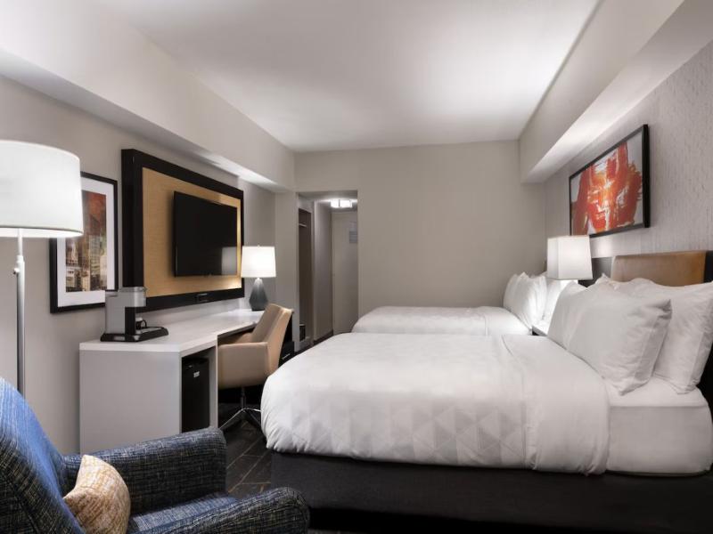 Holiday Inn Chicago Dwtn - Wolf Point image
