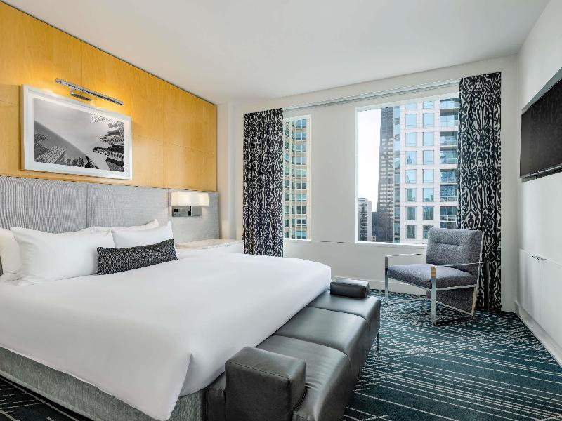 Sofitel Chicago Magnificent Mile image