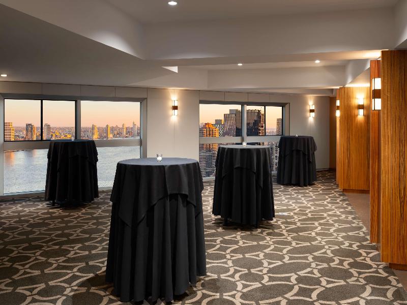Millennium Hilton New York One UN Plaza image