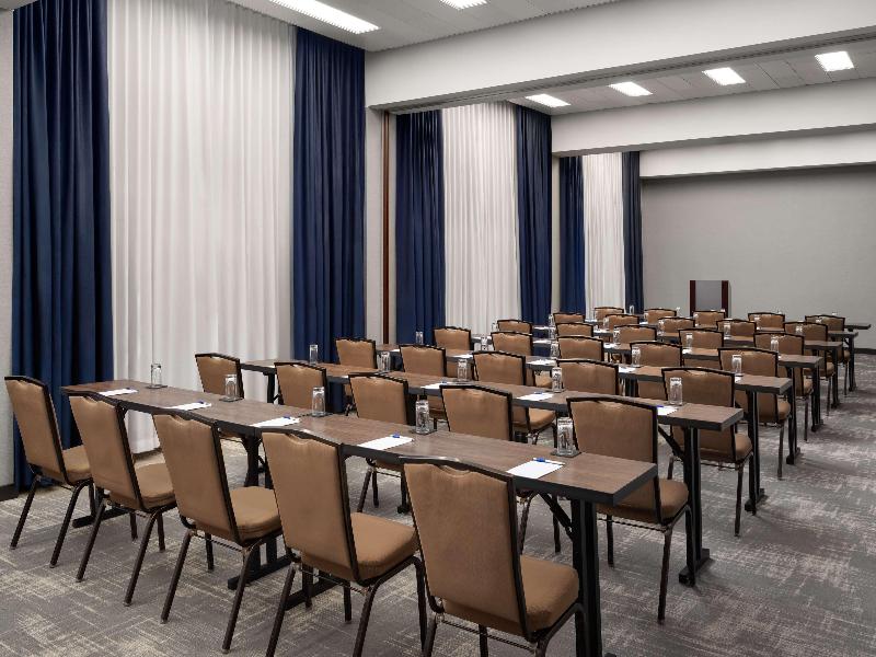 Millennium Hilton New York One UN Plaza image