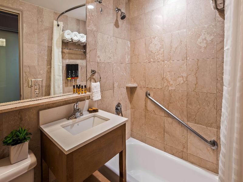 Best Western Plus Atlantic Beach Resort image