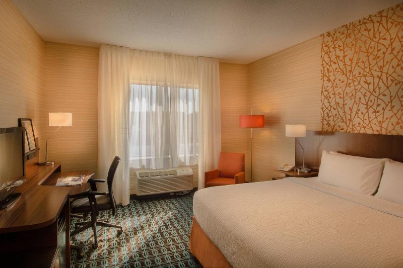 Fairfield Inn & Suites By Marriott At Dulles Airpo - Image 2