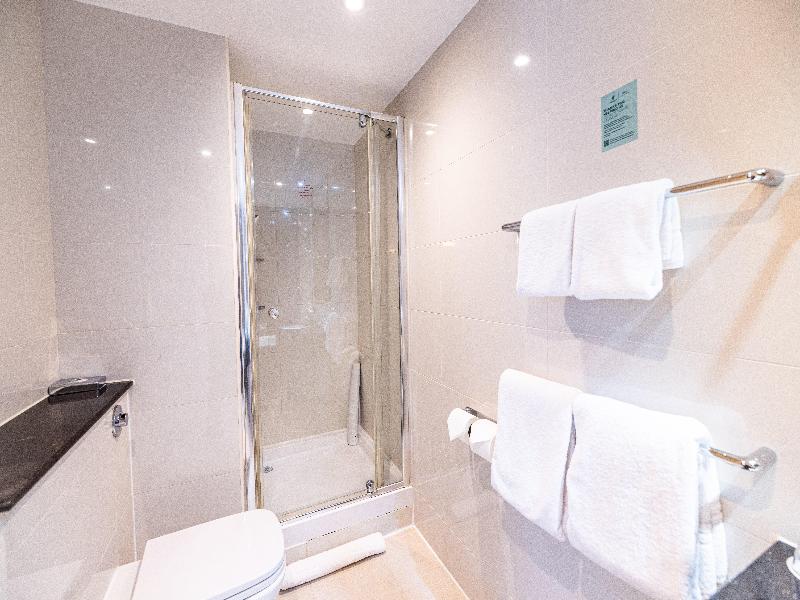 Holiday Inn London - Kensington High St image