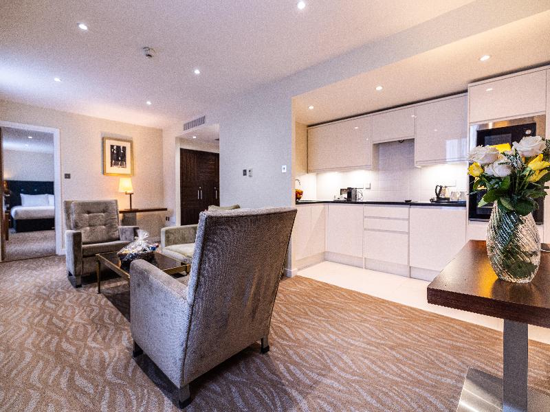 Holiday Inn London - Kensington High St image