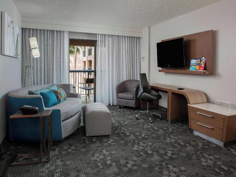 Courtyard Orlando Lake Buenavista Marriott Village image