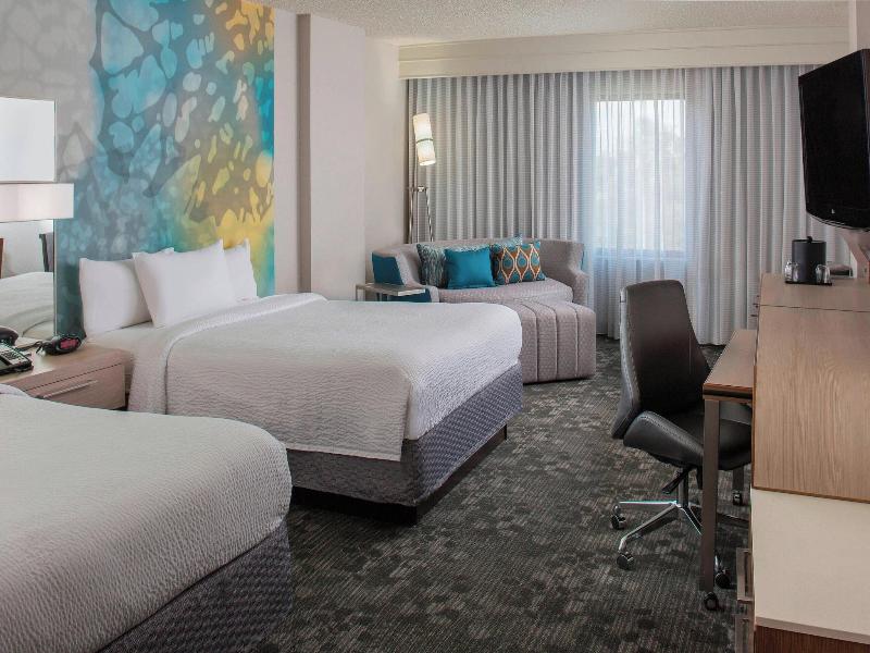 Courtyard Orlando Lake Buenavista Marriott Village image