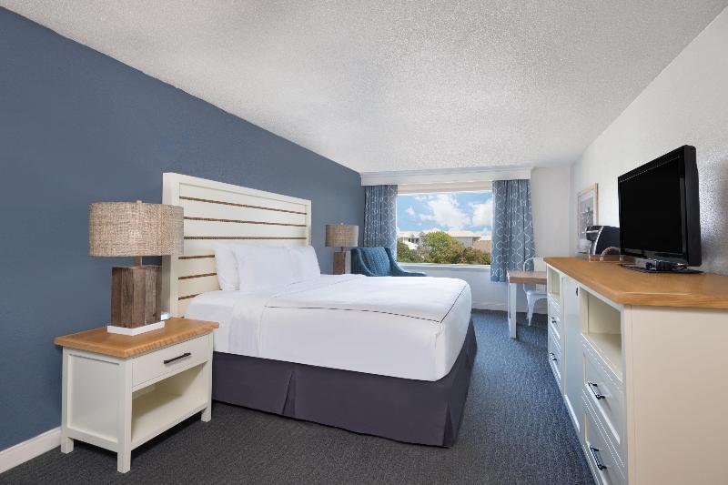 Beach House Resort, Hilton Head Island image