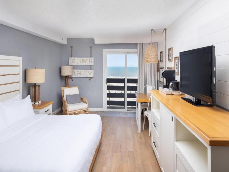Beach House Resort, Hilton Head Island image