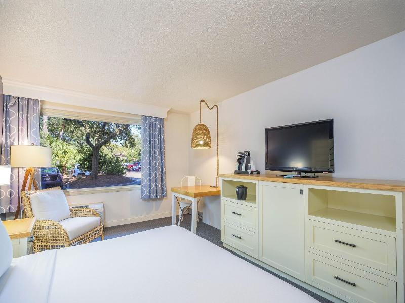 Beach House Resort, Hilton Head Island image