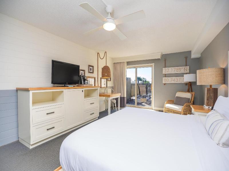 Beach House Resort, Hilton Head Island image