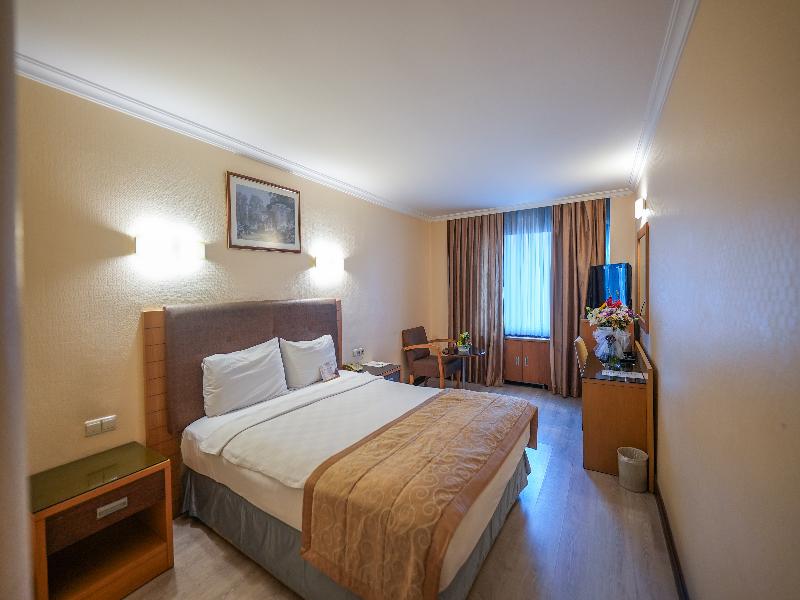 Surmeli Adana photograph 7