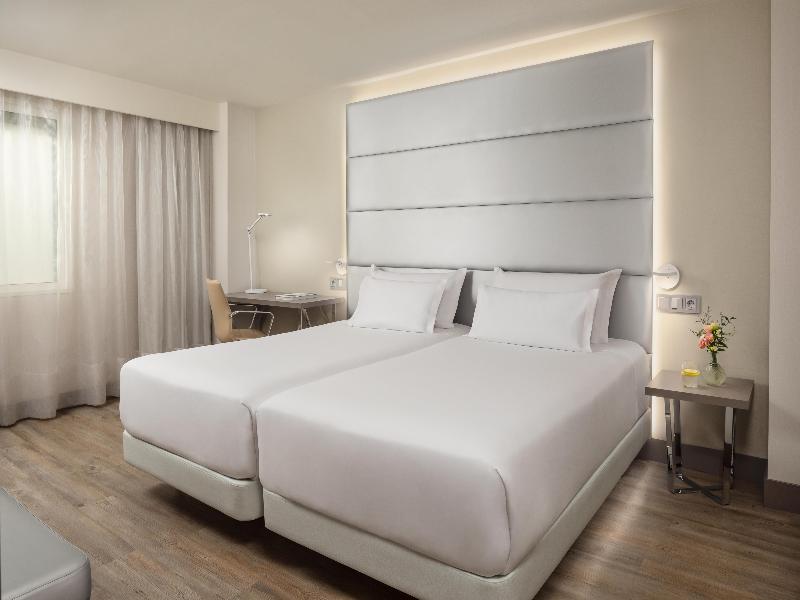 NH Madrid Zurbano image