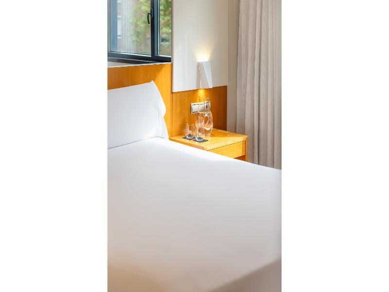 SB Icaria Barcelona image