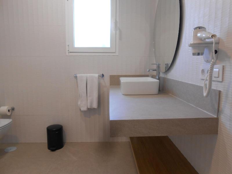 Los Olivos Beach Resort image