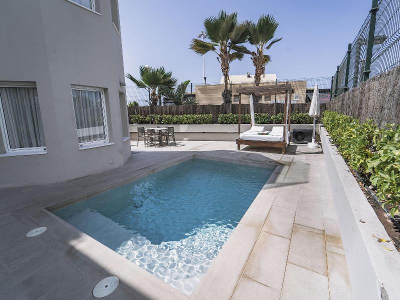 Los Olivos Beach Resort image