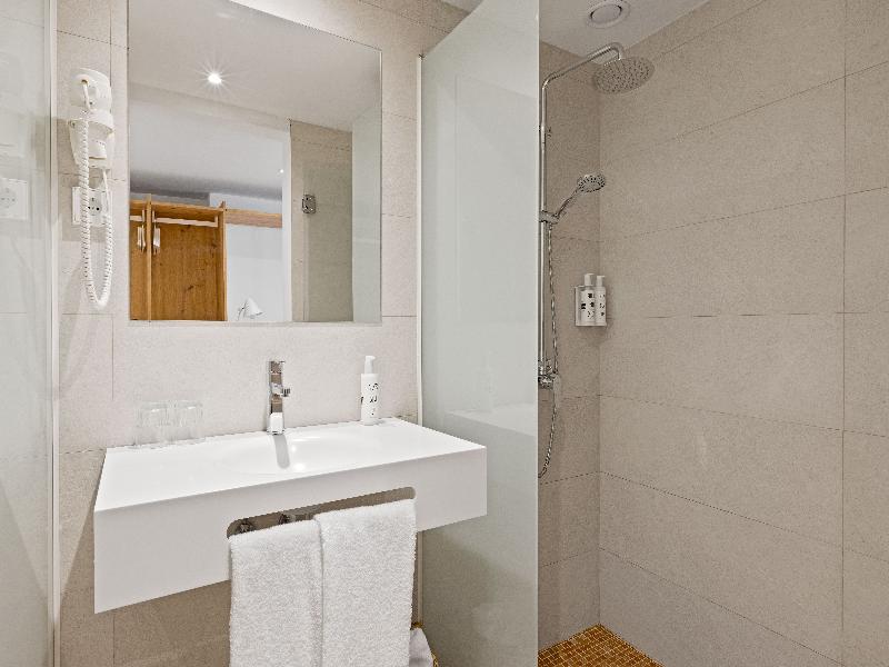 Palmanova Beach Apartments by TRH image