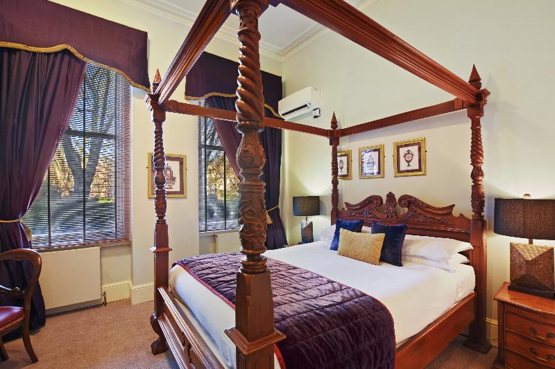 Twenty Nevern Square image