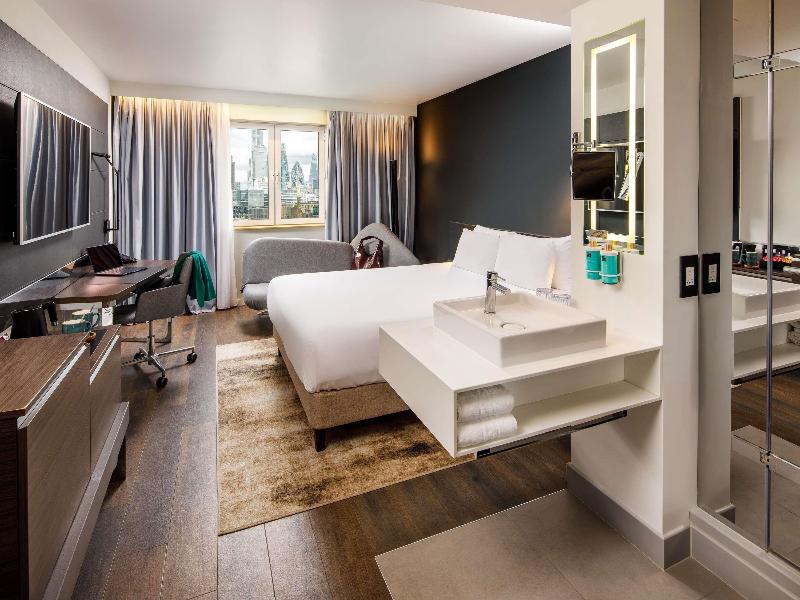 Novotel London Bridge image