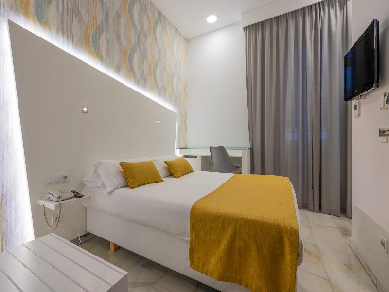 Atarazanas Malaga Boutique Hotel image