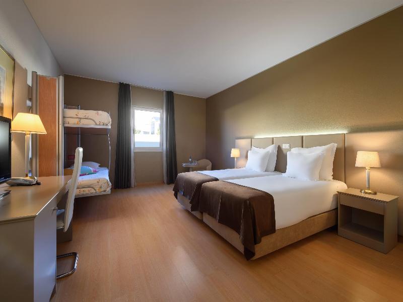 TRYP Porto Centro Hotel image