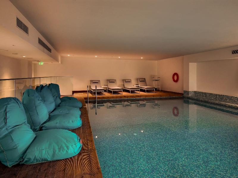 Radisson Beach Resort Larnaca image