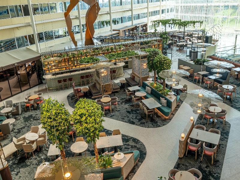 Hilton London Heathrow Airport image