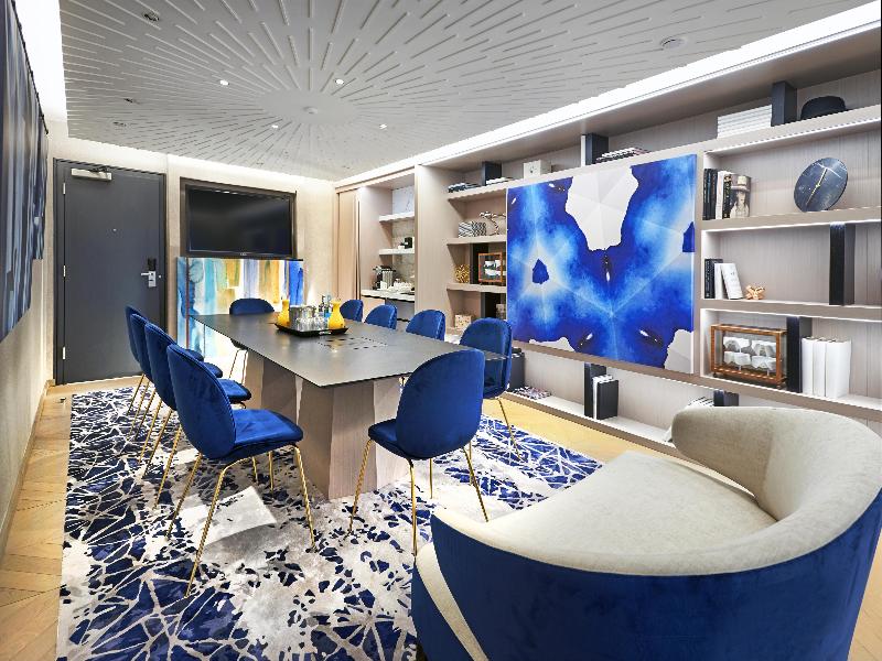 Hilton London Heathrow Airport image