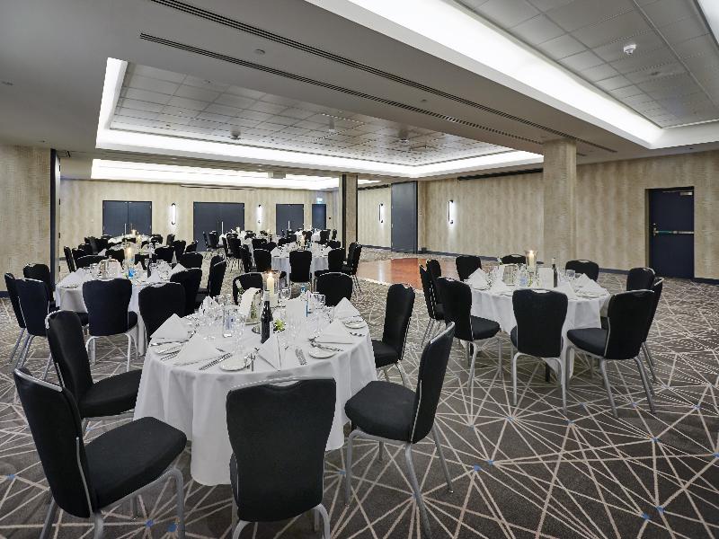 Hilton London Heathrow Airport image