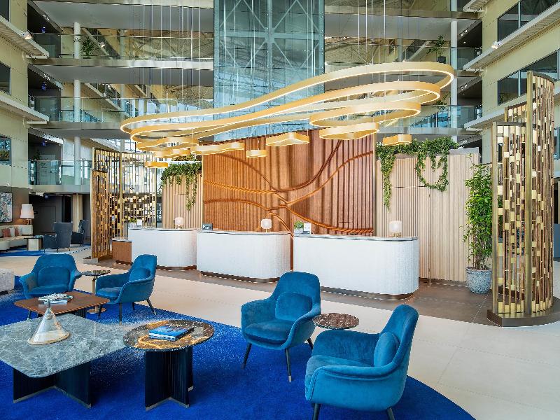 Hilton London Heathrow Airport image