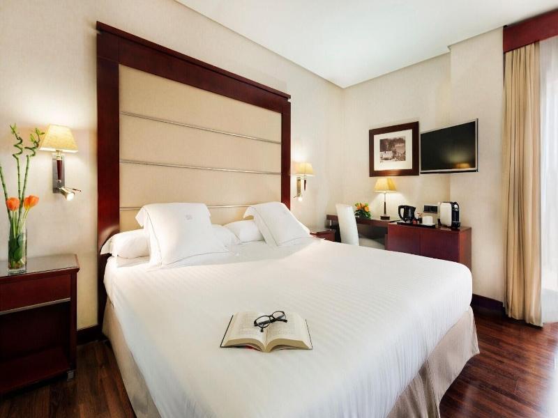 Bed room