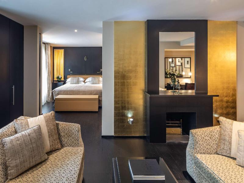 Delano London image