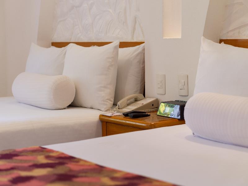 Sunset Fishermen Beach Resort Playa Del Carmen image