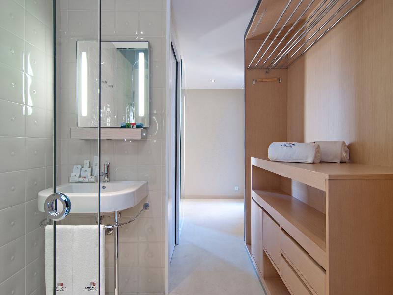 Axel Hotel Barcelona & Urban Spa image