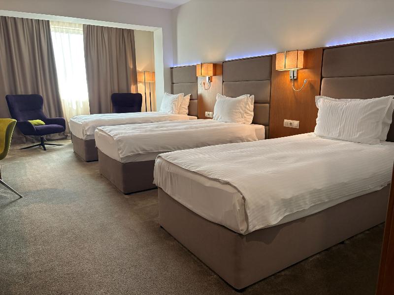 Golden Tulip Varna Hotel image