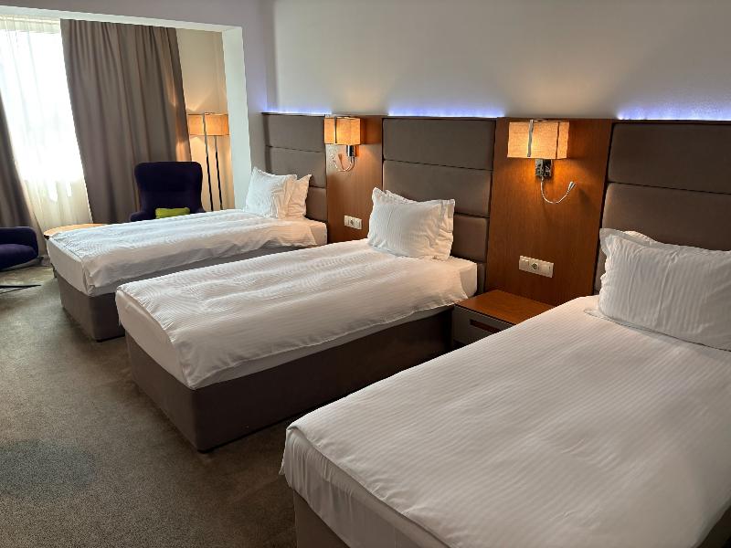 Golden Tulip Varna Hotel image