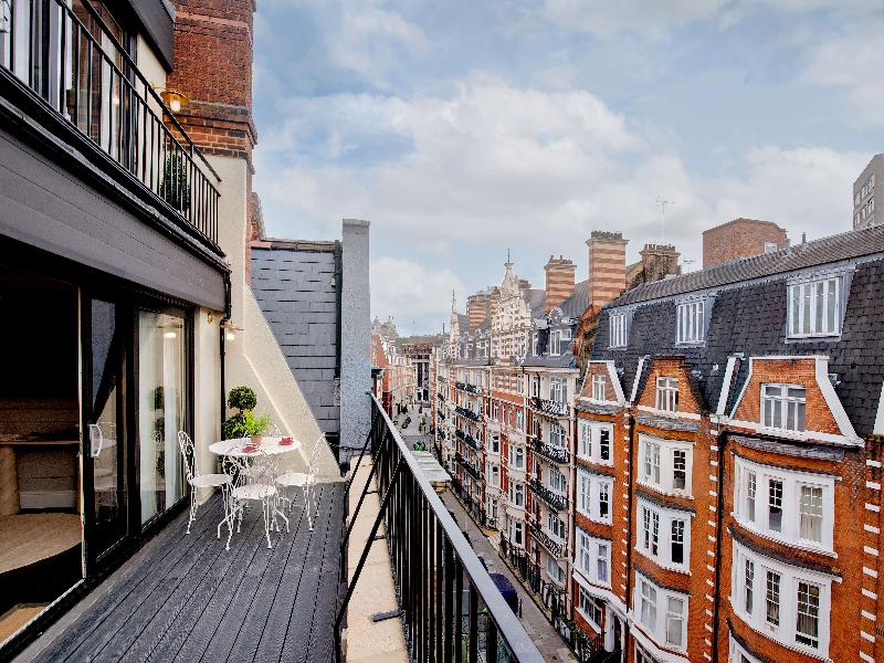 The Capital Hotel, Apartments  & Townhouse image
