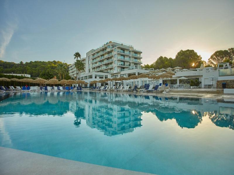 Tui Blue Victoria Menorca image