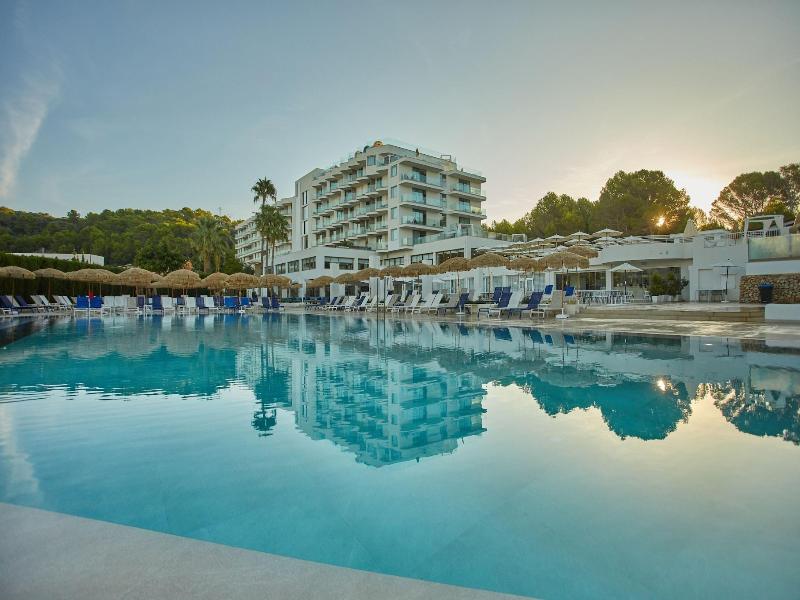 Tui Blue Victoria Menorca image