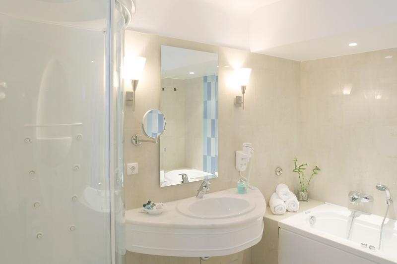 Petasos Beach Resort & Spa