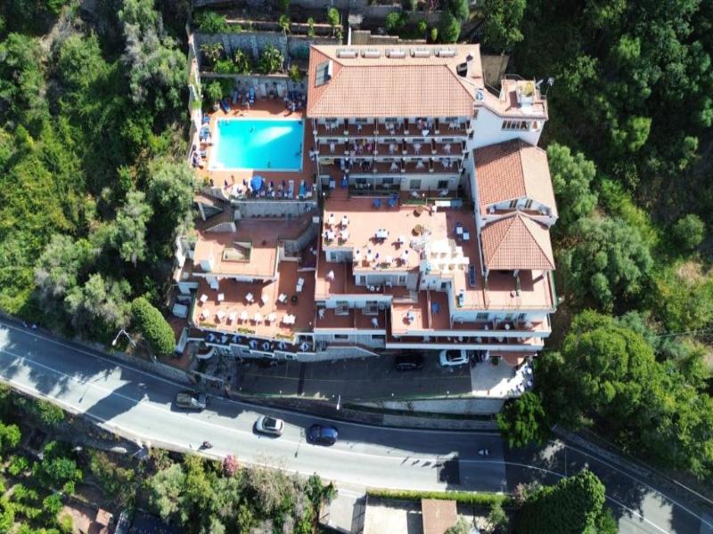 Bay Palace image