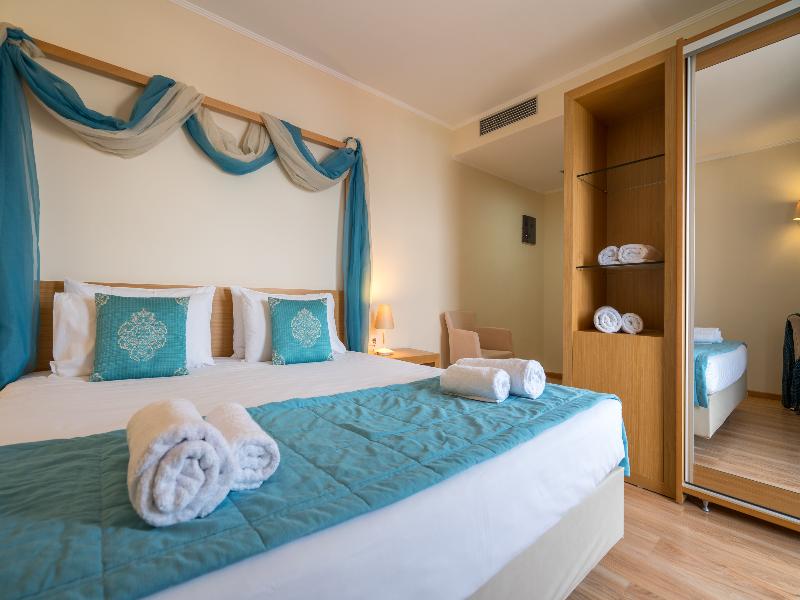 Galaxy Beach Resort BW Premier Collection image