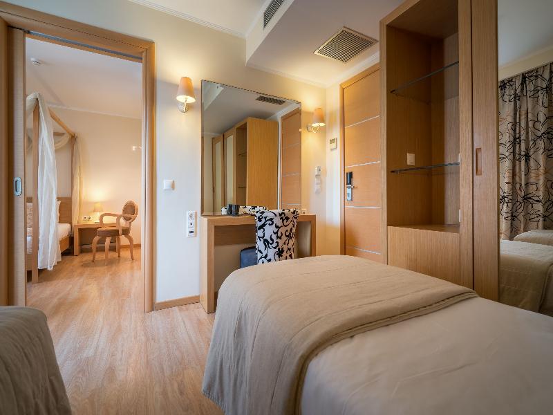 Galaxy Beach Resort BW Premier Collection image