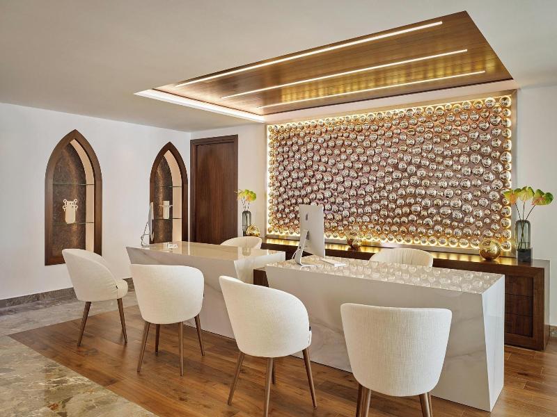 Parklane, a Luxury Collection Resort & Spa image