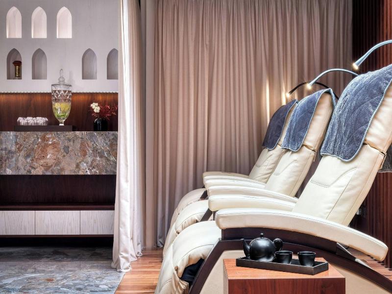 Parklane, a Luxury Collection Resort & Spa image