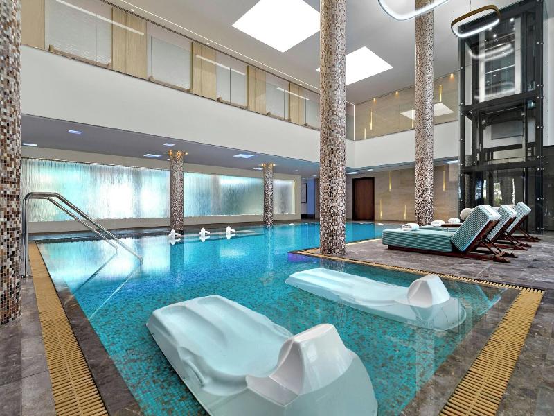 Parklane, a Luxury Collection Resort & Spa image