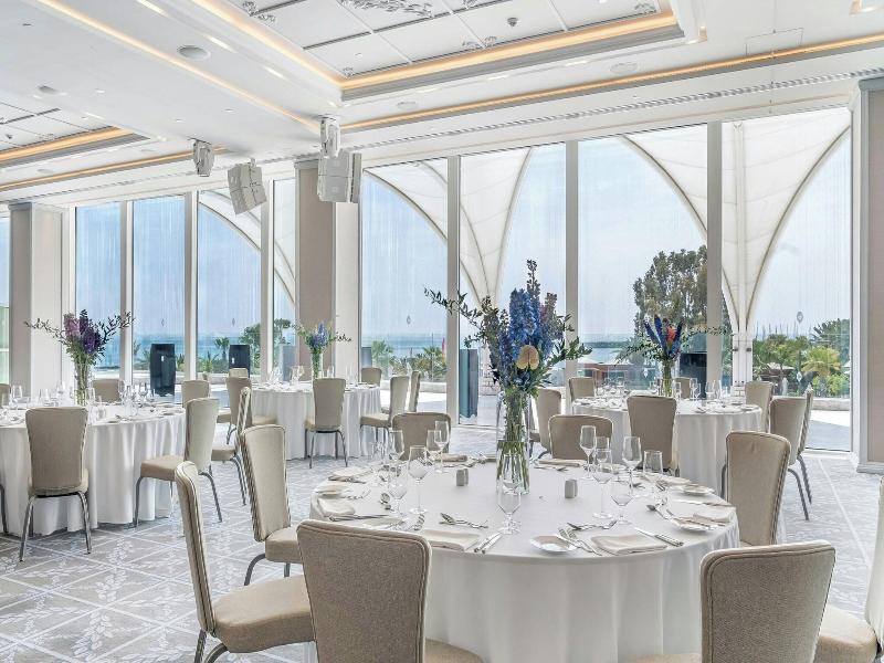 Parklane, a Luxury Collection Resort & Spa image
