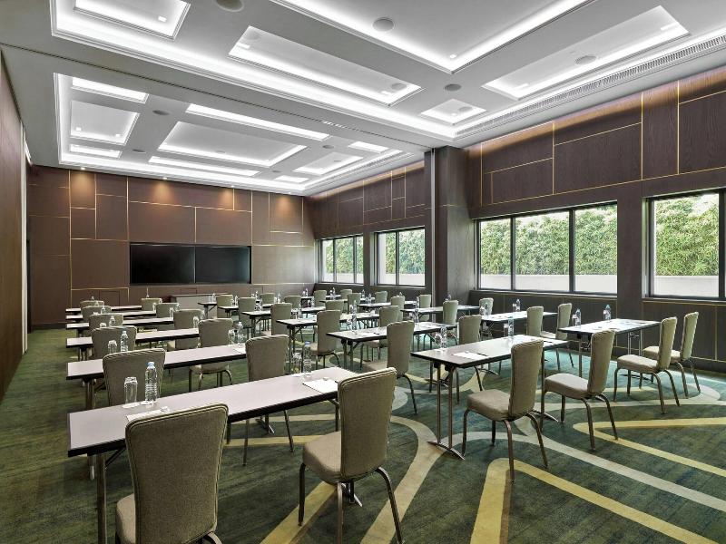 Parklane, a Luxury Collection Resort & Spa image